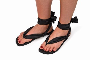 Ahinsa Ribbon Ankle-tie Barefoot Women's Sandals Black | UHT4455PZ